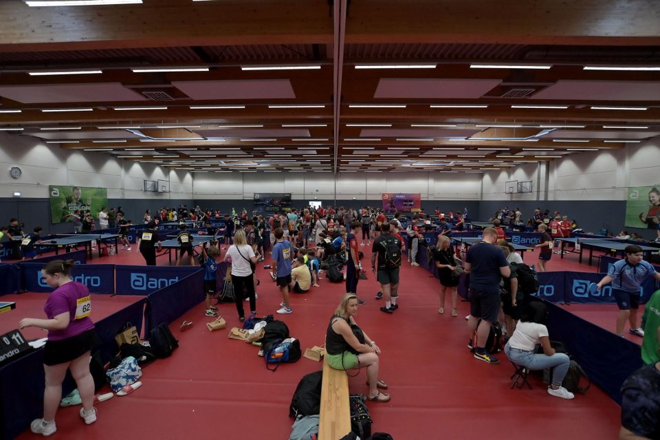 33. Andro Kids Open